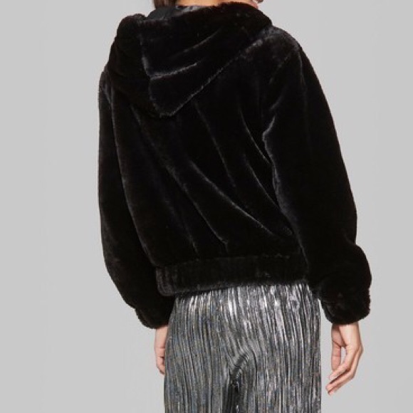 New Black Silky Fuzzy Faux Fur Jacket - Picture 14 of 14